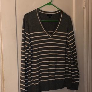 Nautica ladies v-neck sweater